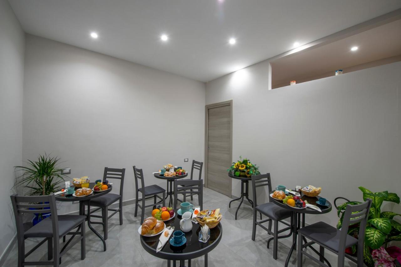 Raggio Di Sole Bed & Breakfast อาเจโรลา ภายนอก รูปภาพ