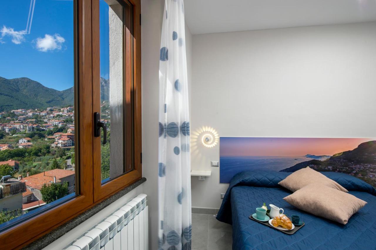 Raggio Di Sole Bed & Breakfast อาเจโรลา ภายนอก รูปภาพ